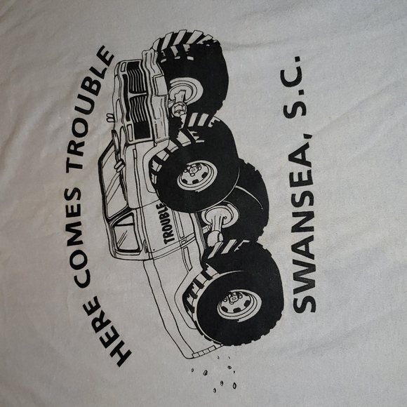 Vintage Pulling Truck, Single Stitch T - Picture 2 of 6